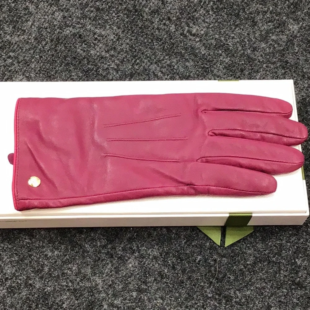 Elma violet lamb skin leather gloves with cashmere lining